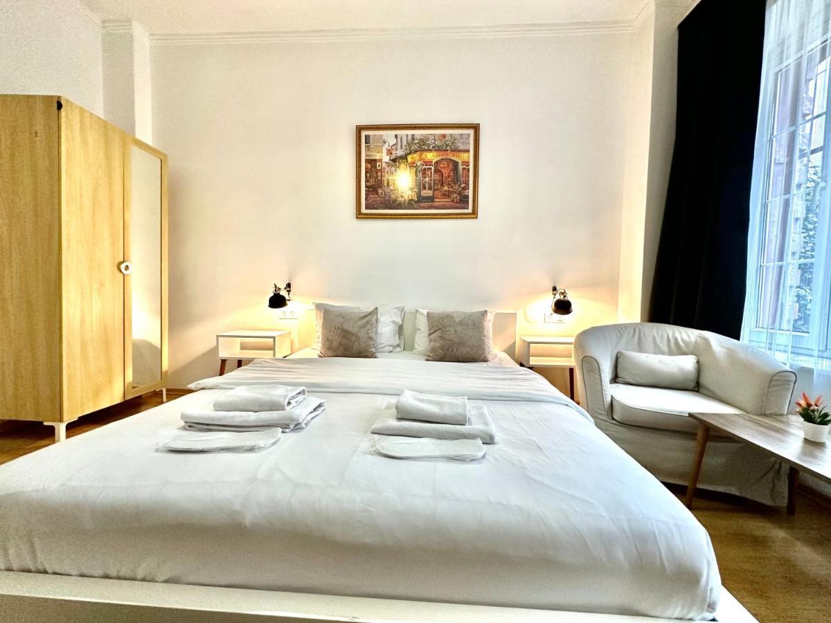 Aram Galata Suites Istanbul Exterior photo